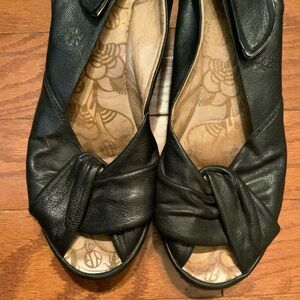 FLY LONDON…leather open toe  shoes